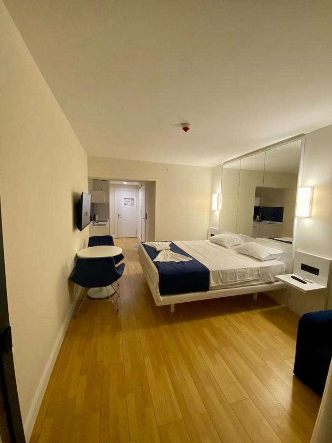 Aparthotel For Batumi Orbi City الغرفة الصورة