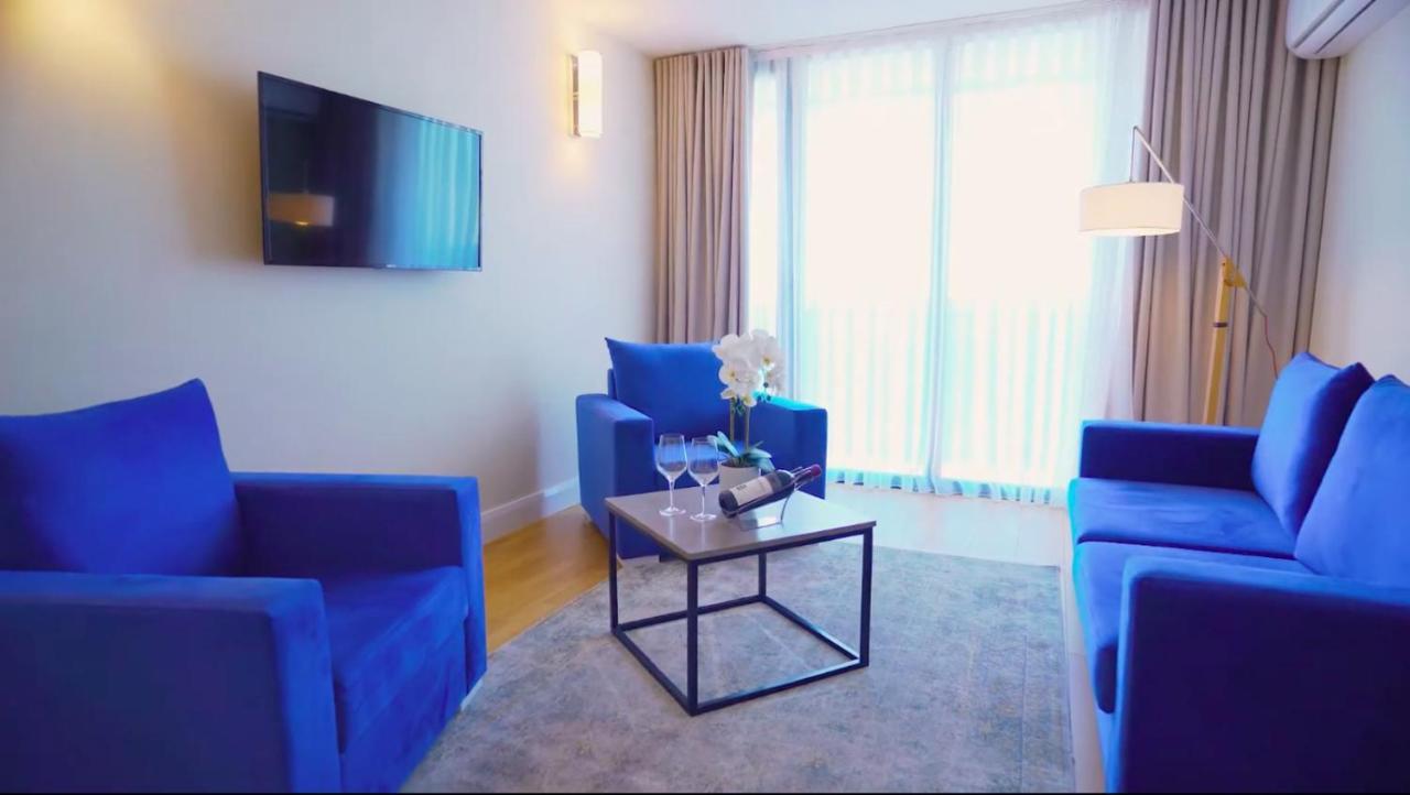 Aparthotel For Batumi Orbi City المظهر الخارجي الصورة